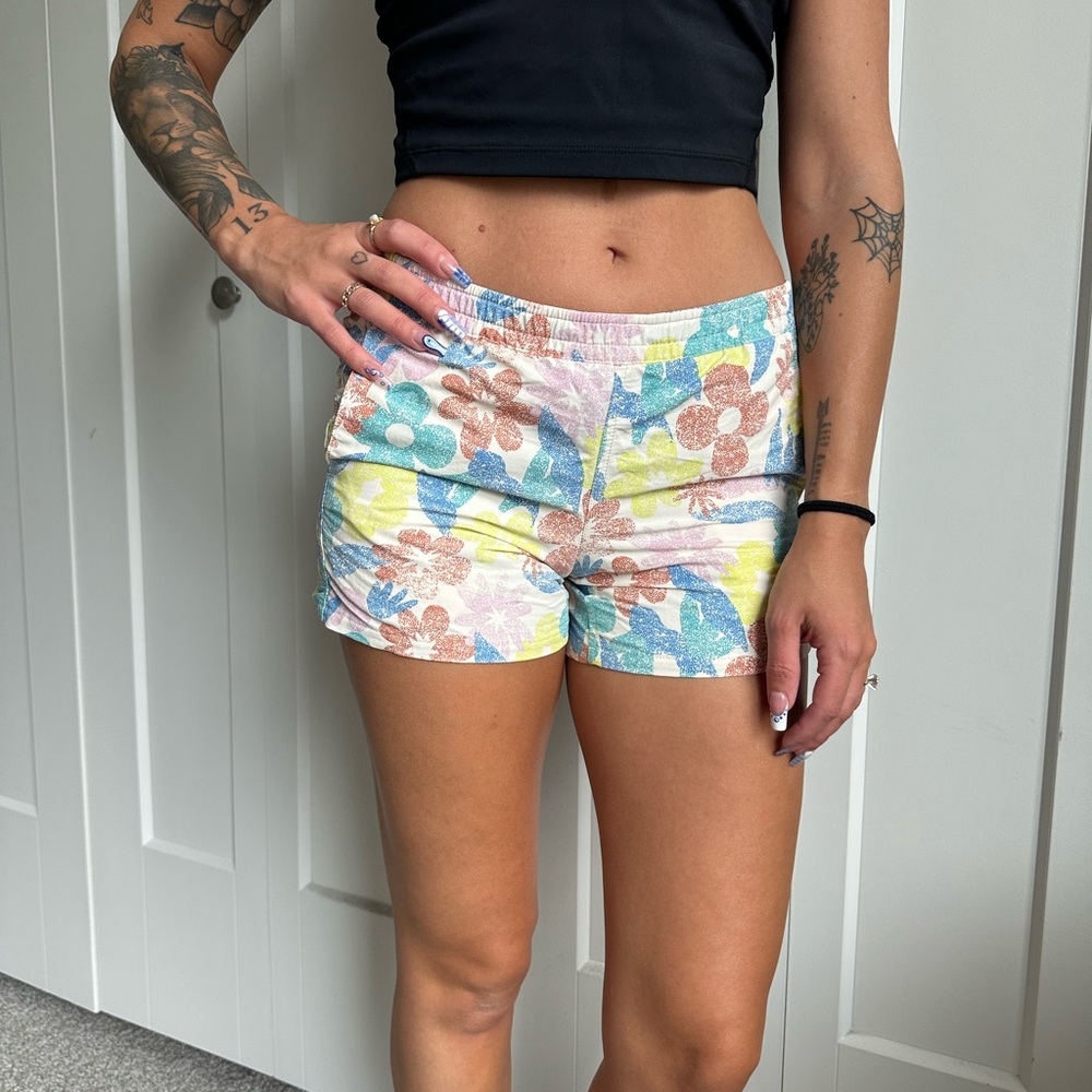 Patagonia Multicolor Floral Women's Athletic Shorts